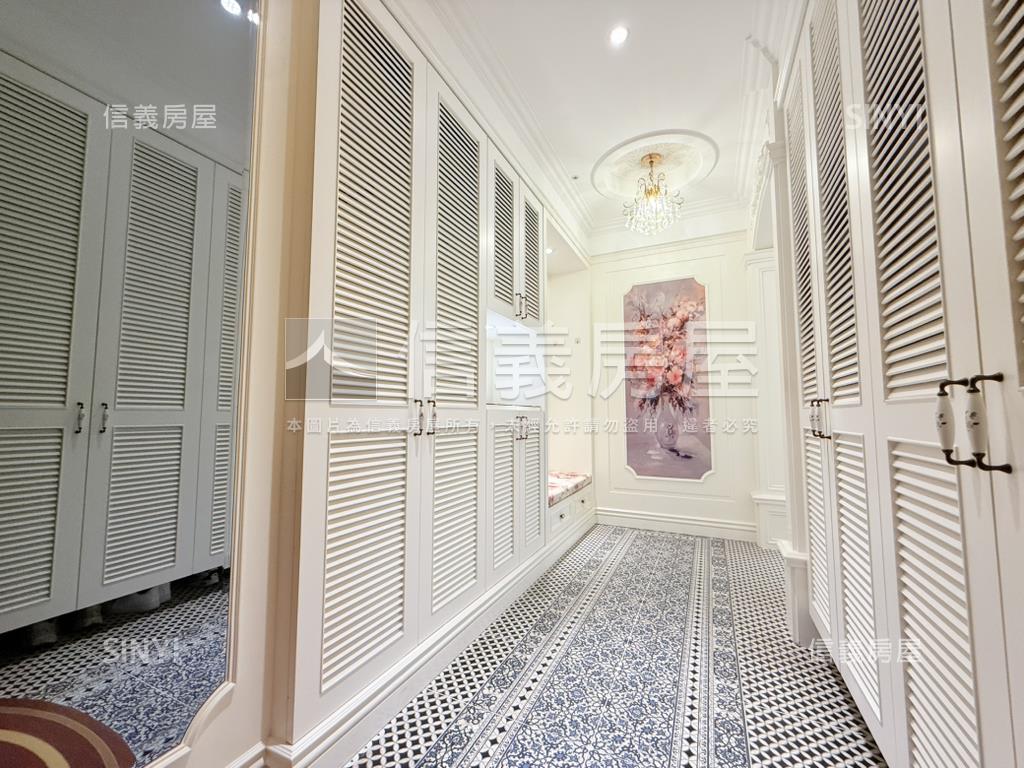 近ＳＯＧＯ龍騰富御豪邸房屋室內格局與周邊環境