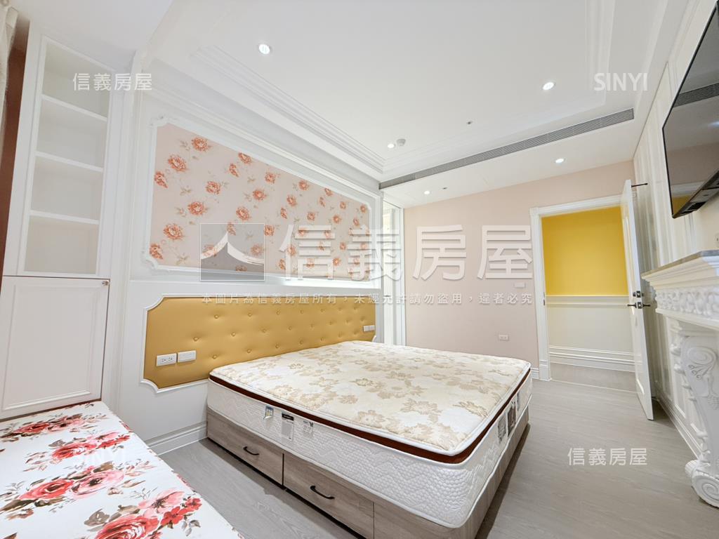 近ＳＯＧＯ龍騰富御豪邸房屋室內格局與周邊環境