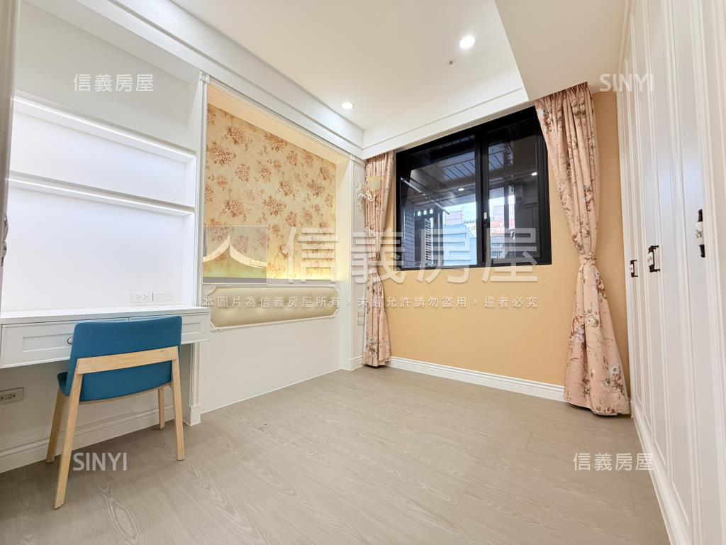 近ＳＯＧＯ龍騰富御豪邸房屋室內格局與周邊環境