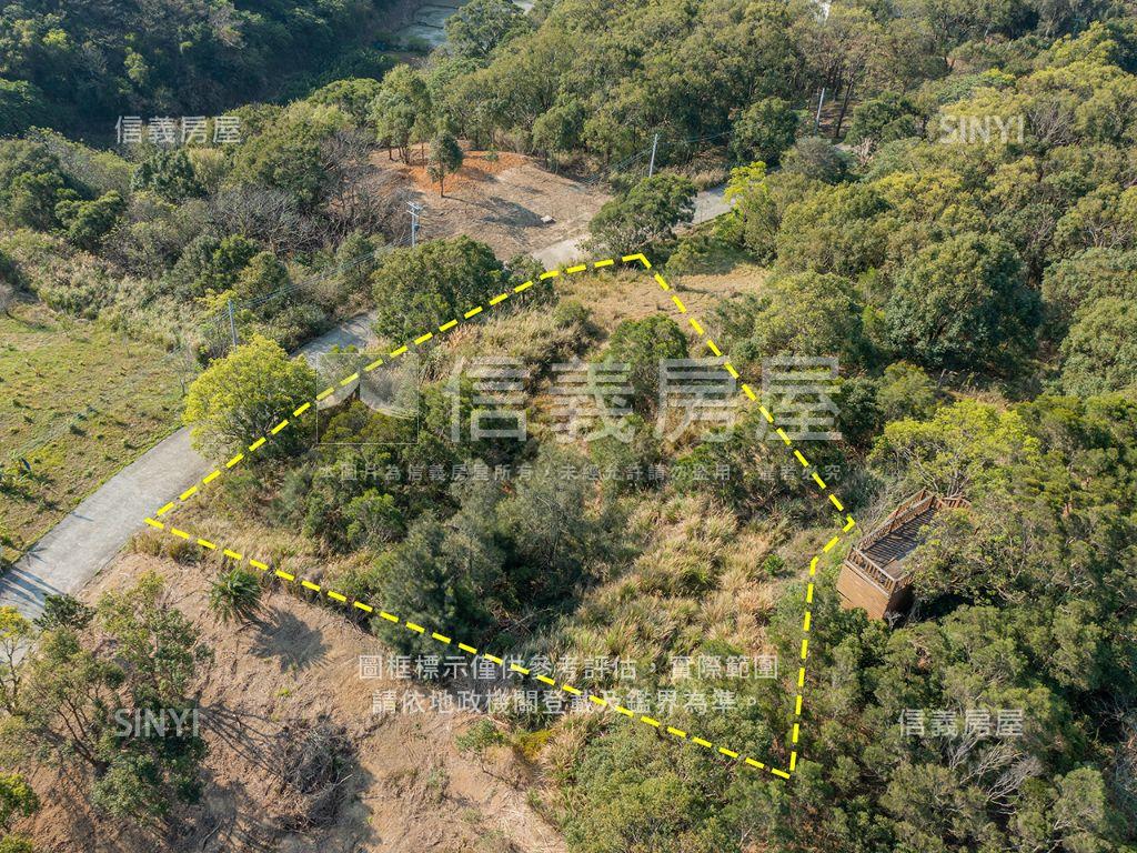 近青青草原土地１房屋室內格局與周邊環境