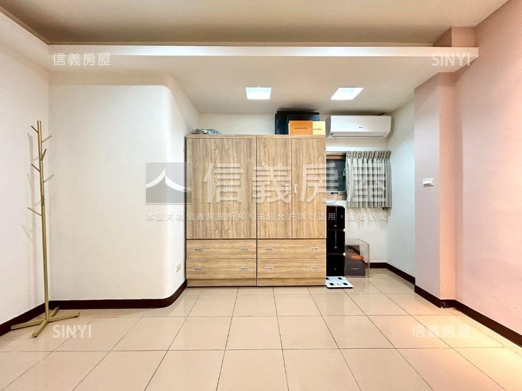 大橋頭捷運美妝二樓房屋室內格局與周邊環境