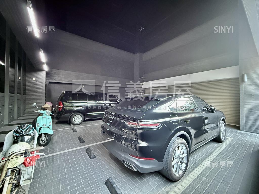 戀戀ｍｏｒｅ４房１樓平車房屋室內格局與周邊環境
