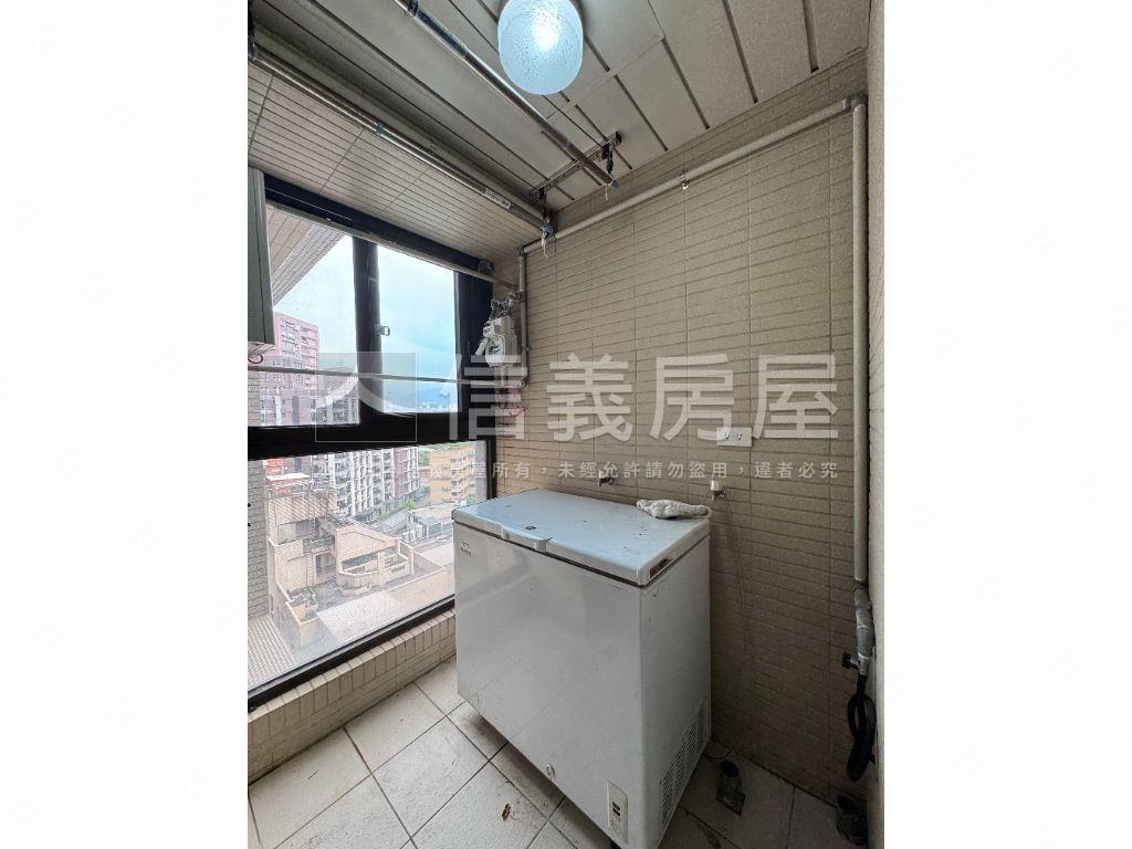 主推·東湖畔美妝三房車位房屋室內格局與周邊環境