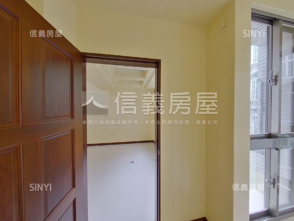 雙捷獨棟華廈１房屋室內格局與周邊環境