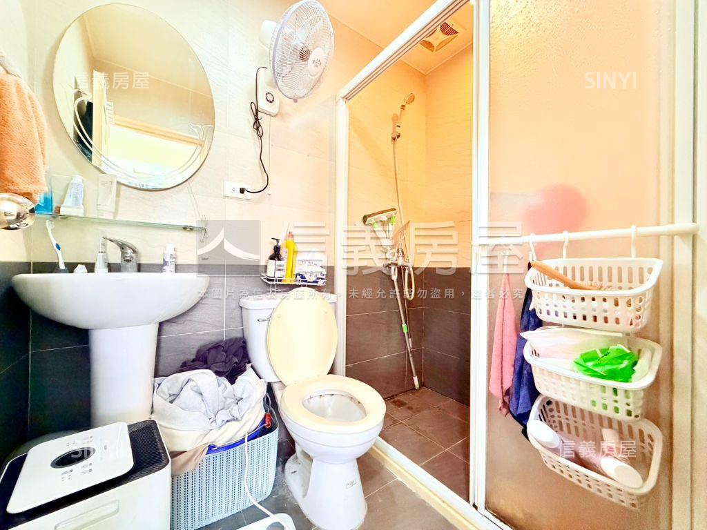 近三民高中四房房屋室內格局與周邊環境