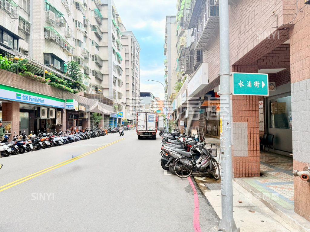 近三民高中四房房屋室內格局與周邊環境