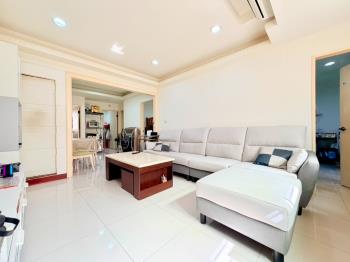 近三民高中四房