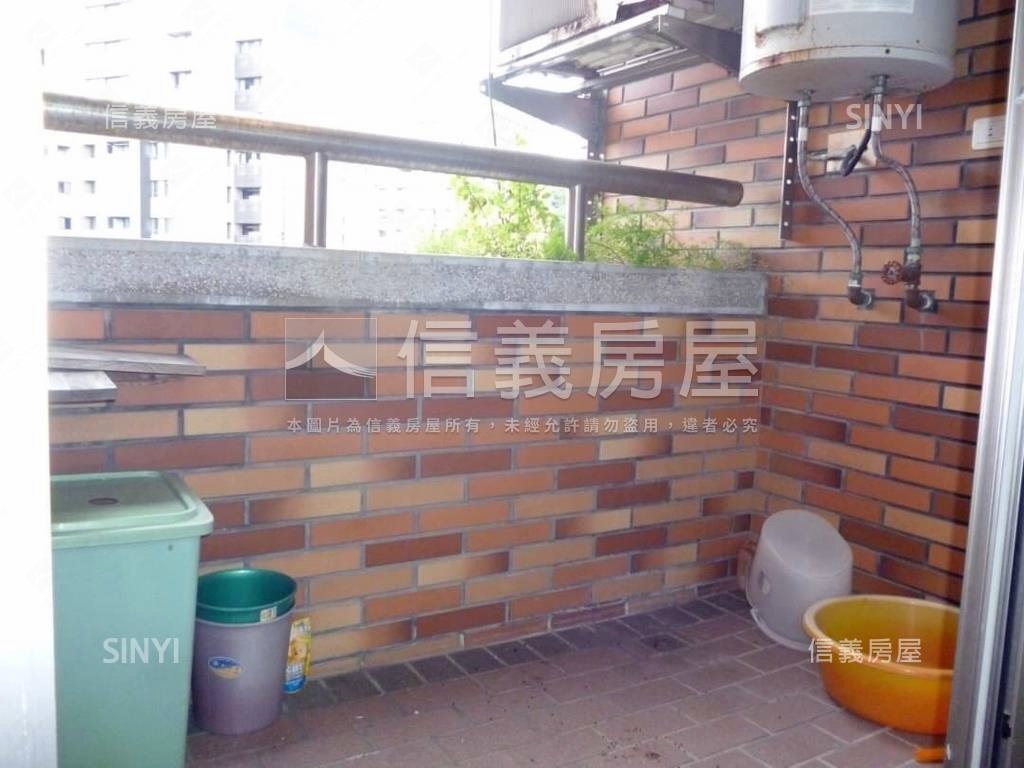 湖適套房房屋室內格局與周邊環境