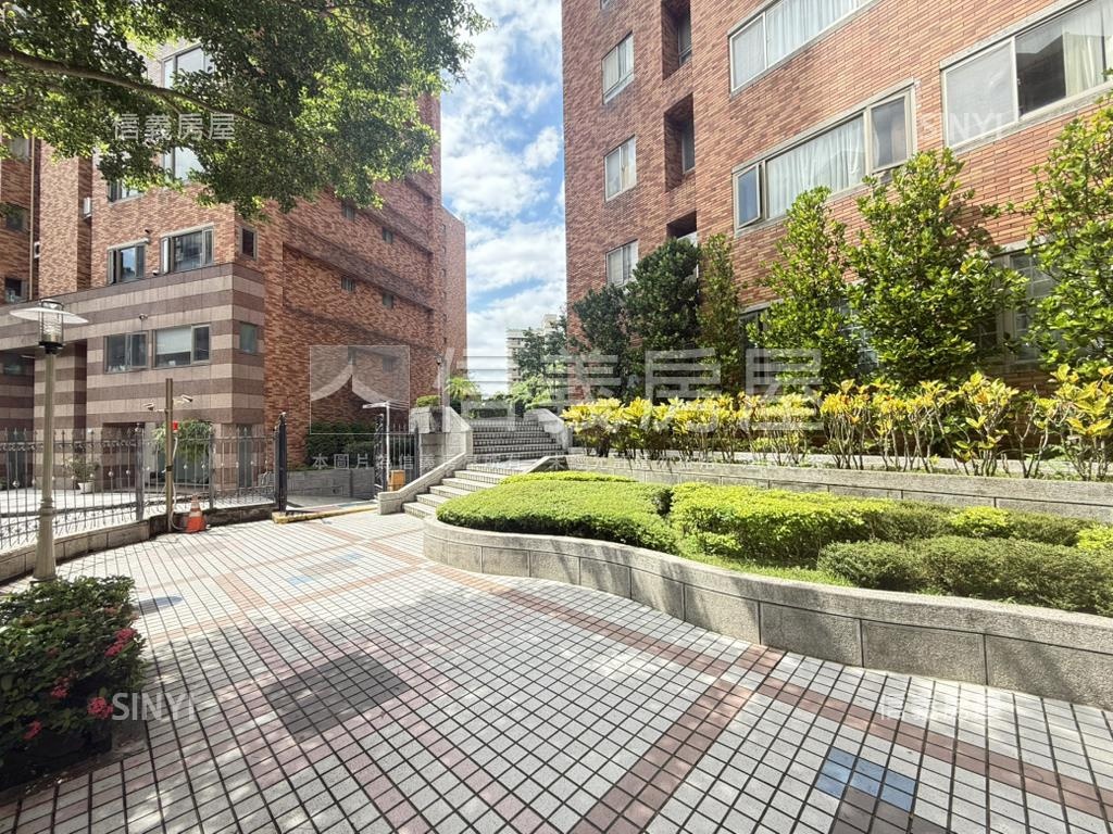 湖適套房房屋室內格局與周邊環境