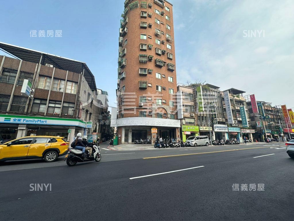 正義北路角窗店面房屋室內格局與周邊環境