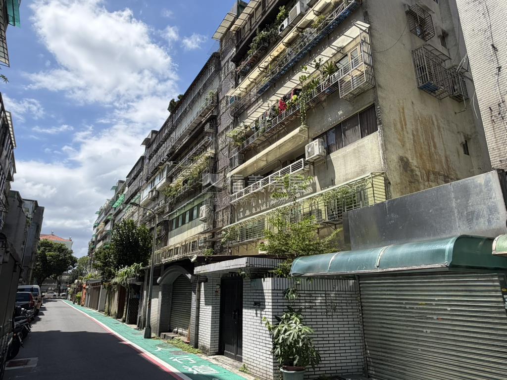 龍門金華住店辦多功能大苑房屋室內格局與周邊環境