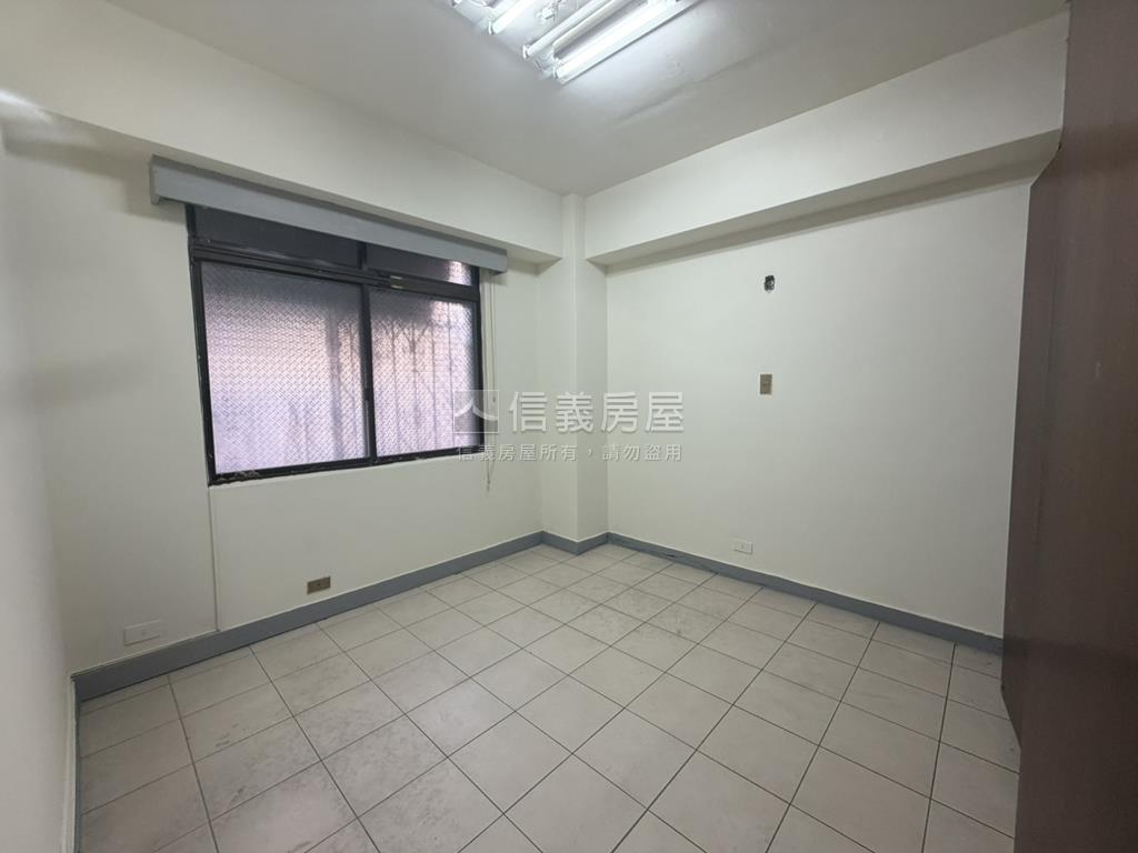 龍門金華住店辦多功能大苑房屋室內格局與周邊環境