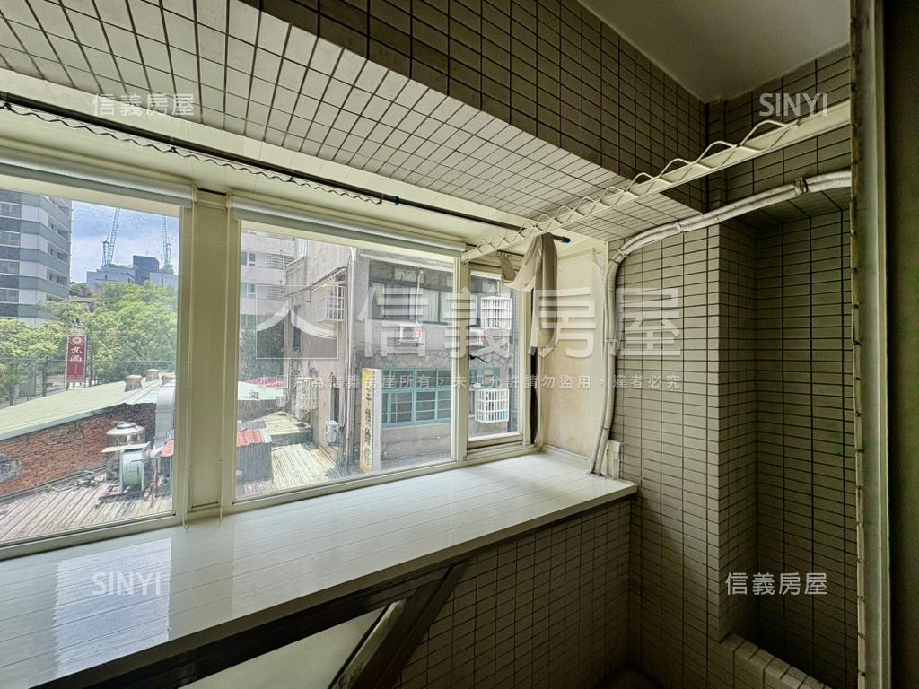 靜巷／邊間／陽台／有管理房屋室內格局與周邊環境