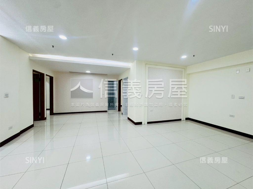 高樓海景明亮三房車位房屋室內格局與周邊環境