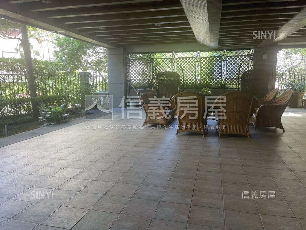 昇陽麗芙雙車位房屋室內格局與周邊環境