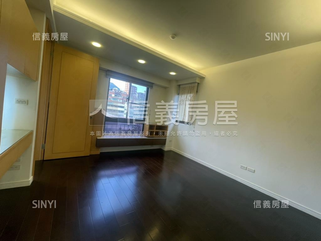 昇陽麗芙雙車位房屋室內格局與周邊環境