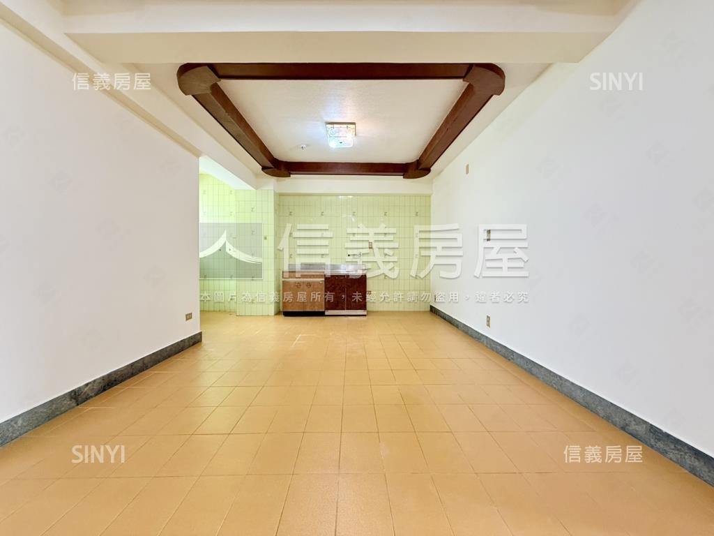 近火車站溫馨電梯美宅房屋室內格局與周邊環境