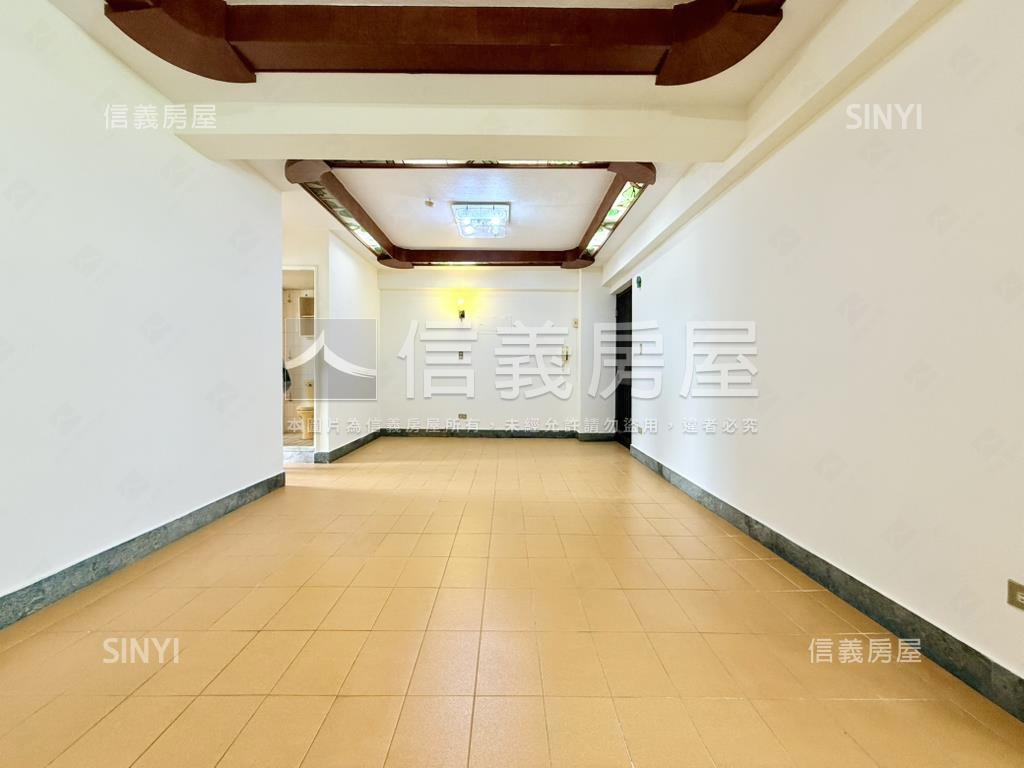 近火車站溫馨電梯美宅房屋室內格局與周邊環境