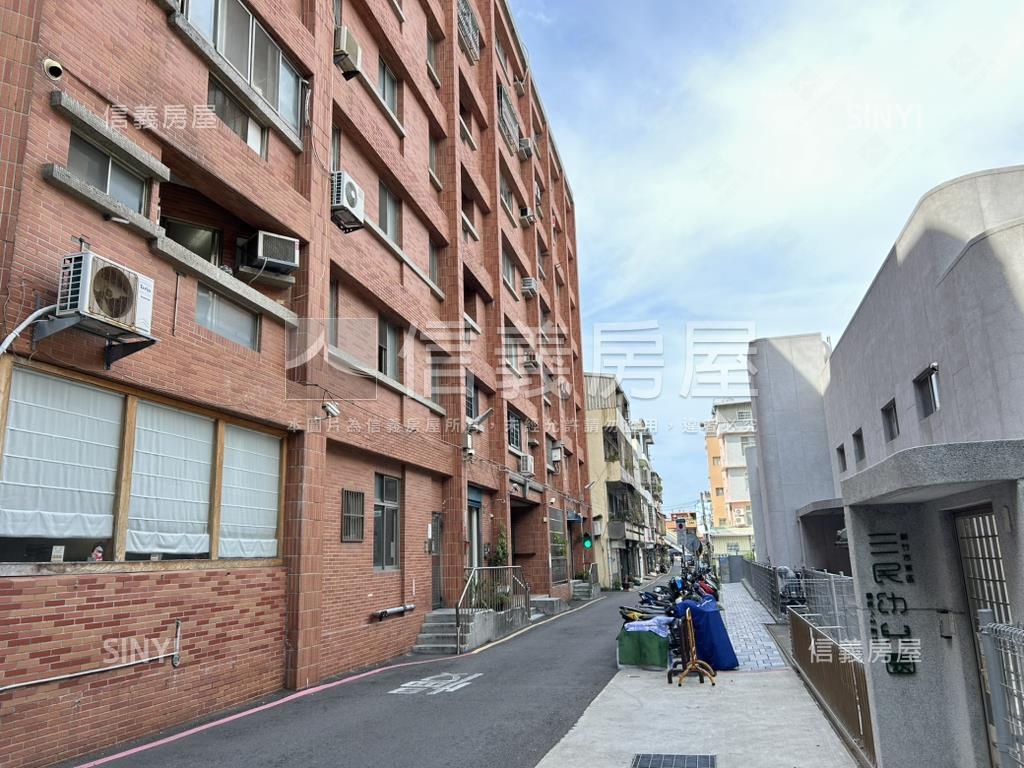 三民國小旁華廈房屋室內格局與周邊環境