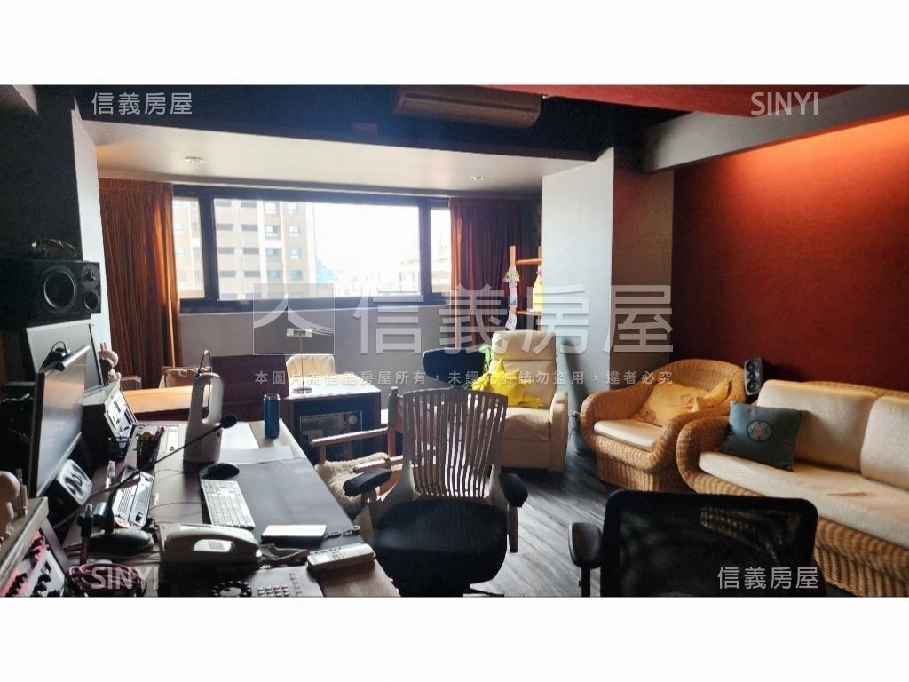 六德金融純辦有車位房屋室內格局與周邊環境