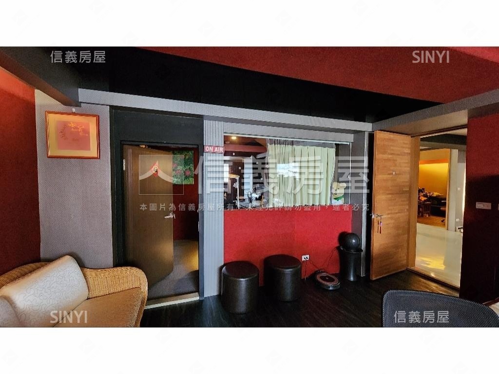 六德金融純辦有車位房屋室內格局與周邊環境