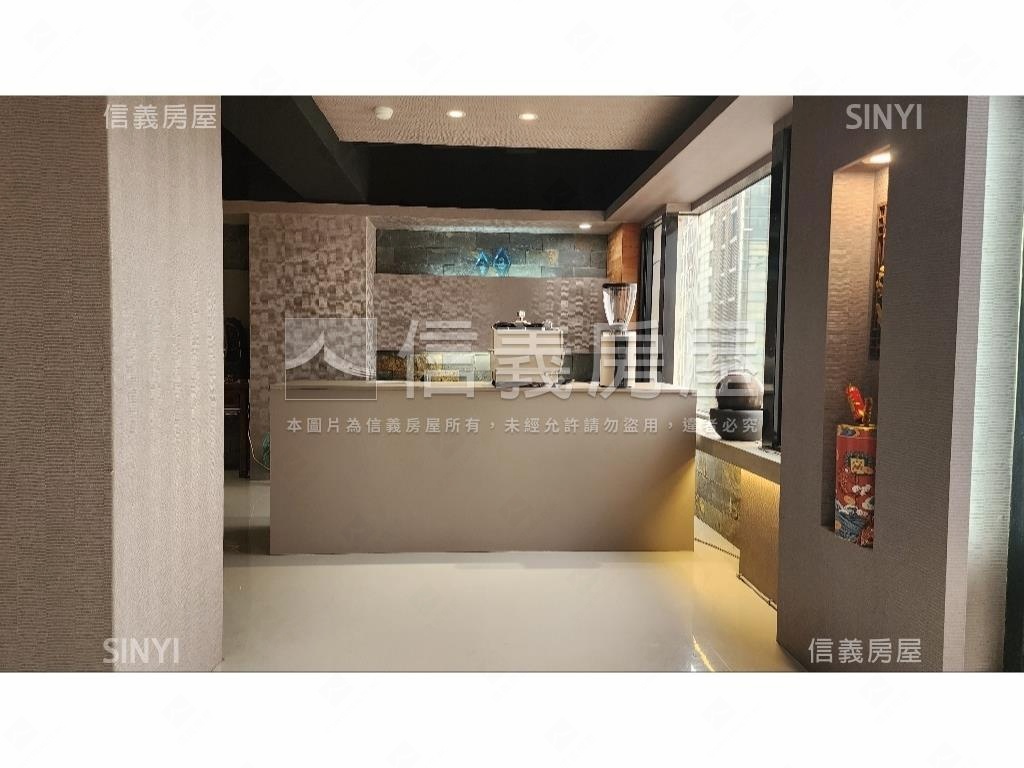 六德金融純辦有車位房屋室內格局與周邊環境