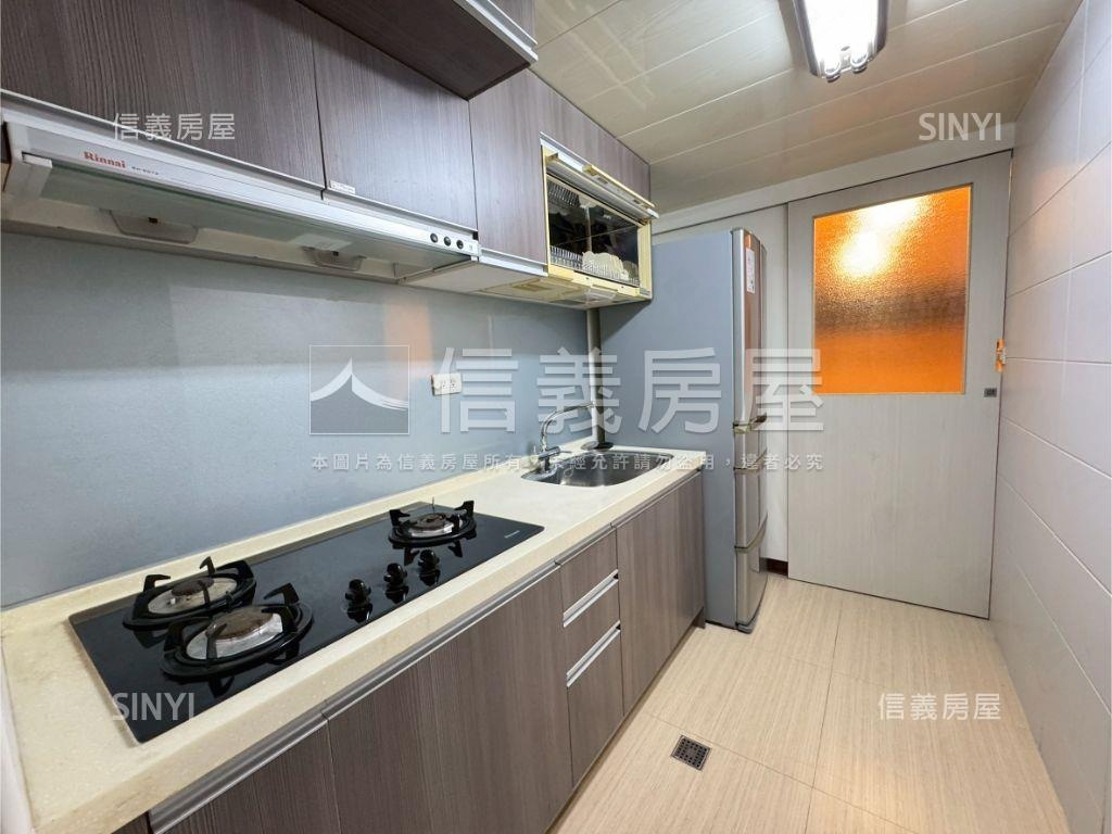 近中國醫親家時上三房平車房屋室內格局與周邊環境