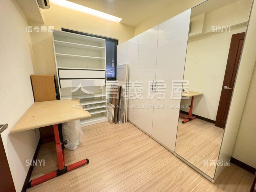 近中國醫親家時上三房平車房屋室內格局與周邊環境