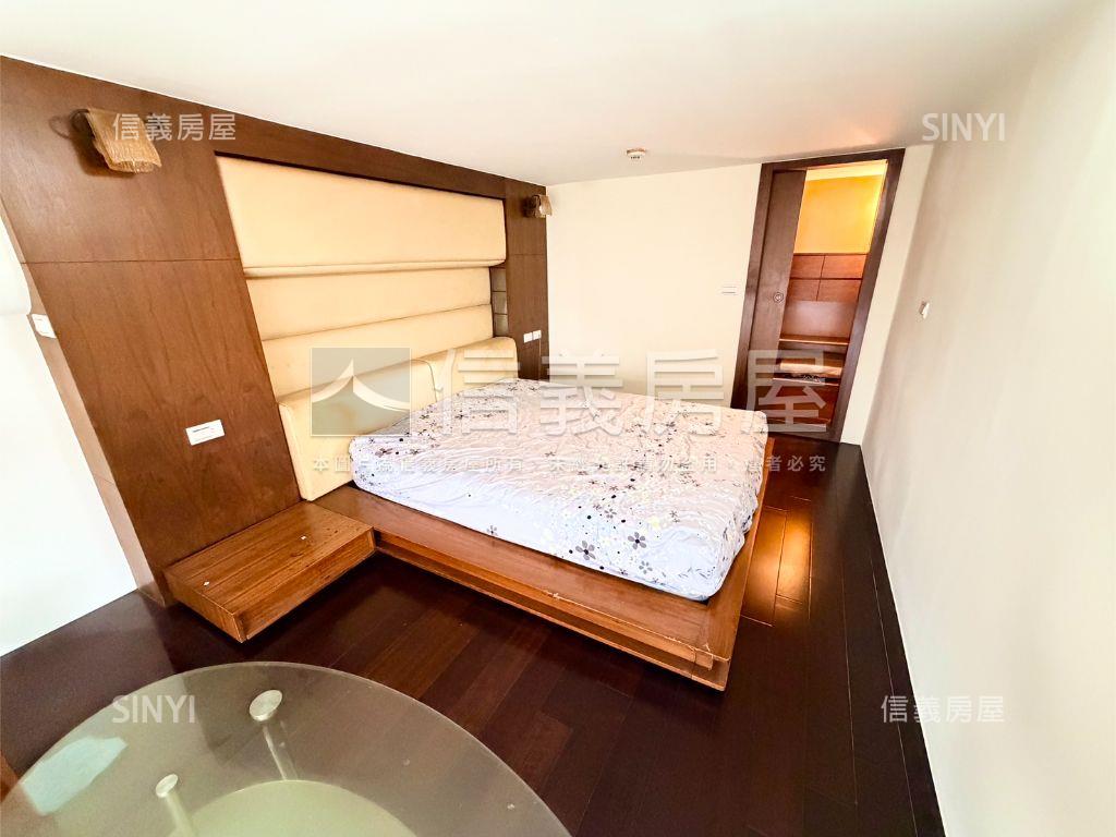 高登挑高美屋房屋室內格局與周邊環境