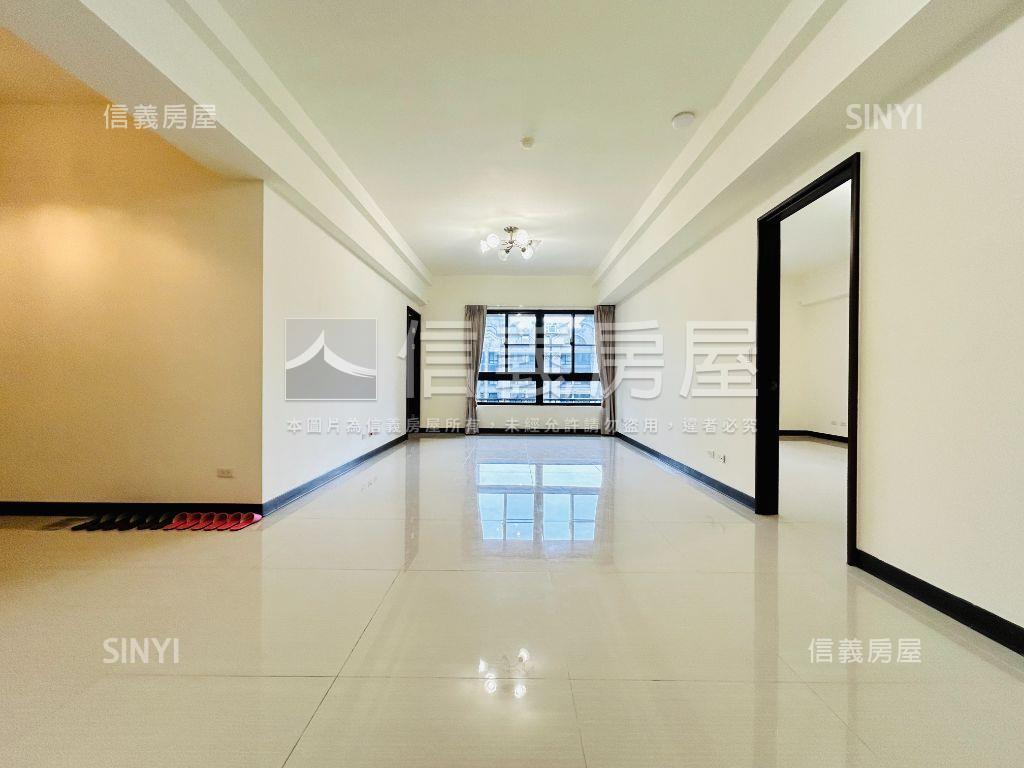 天藝巴洛克．中庭美四房房屋室內格局與周邊環境