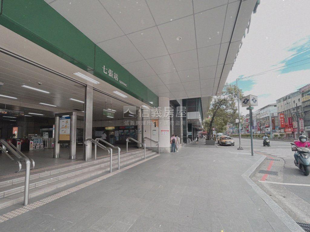 中正路低總價店面房屋室內格局與周邊環境