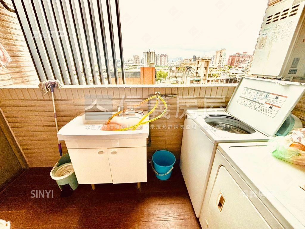 中正豪園採光明亮美宅房屋室內格局與周邊環境