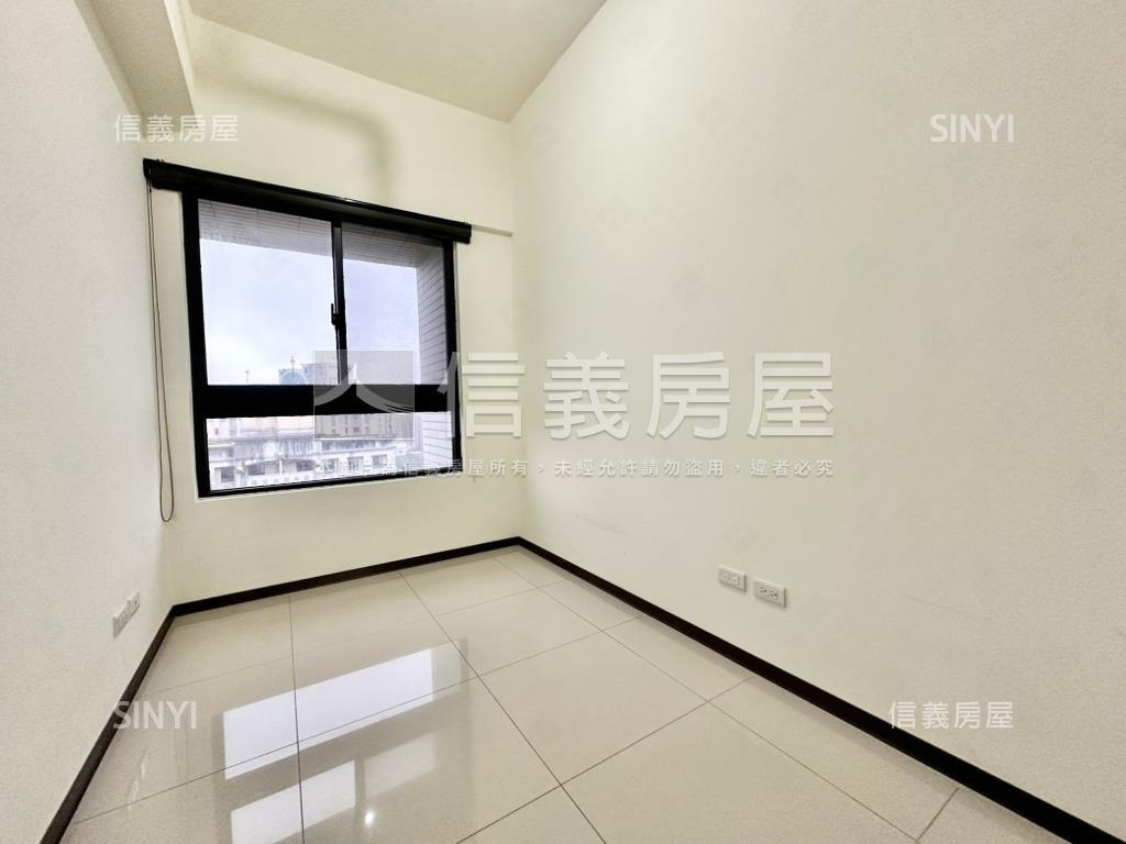 帝國有採光三房可另購車位房屋室內格局與周邊環境