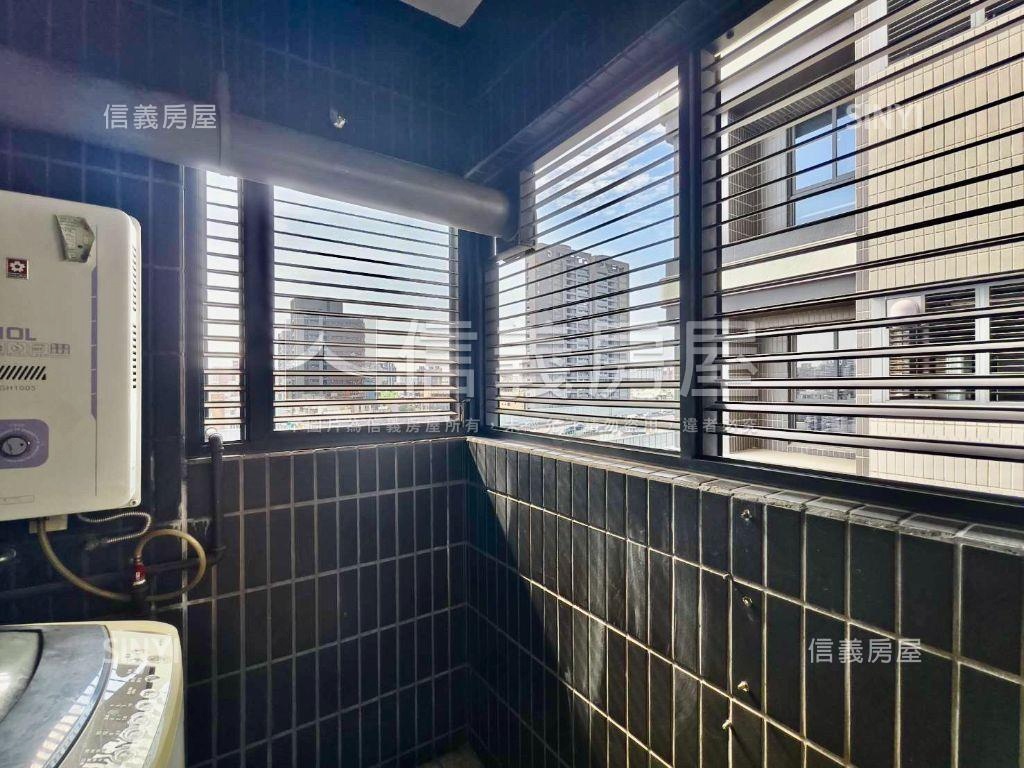 戀戀ＬＩＦＥ小資兩房平車房屋室內格局與周邊環境