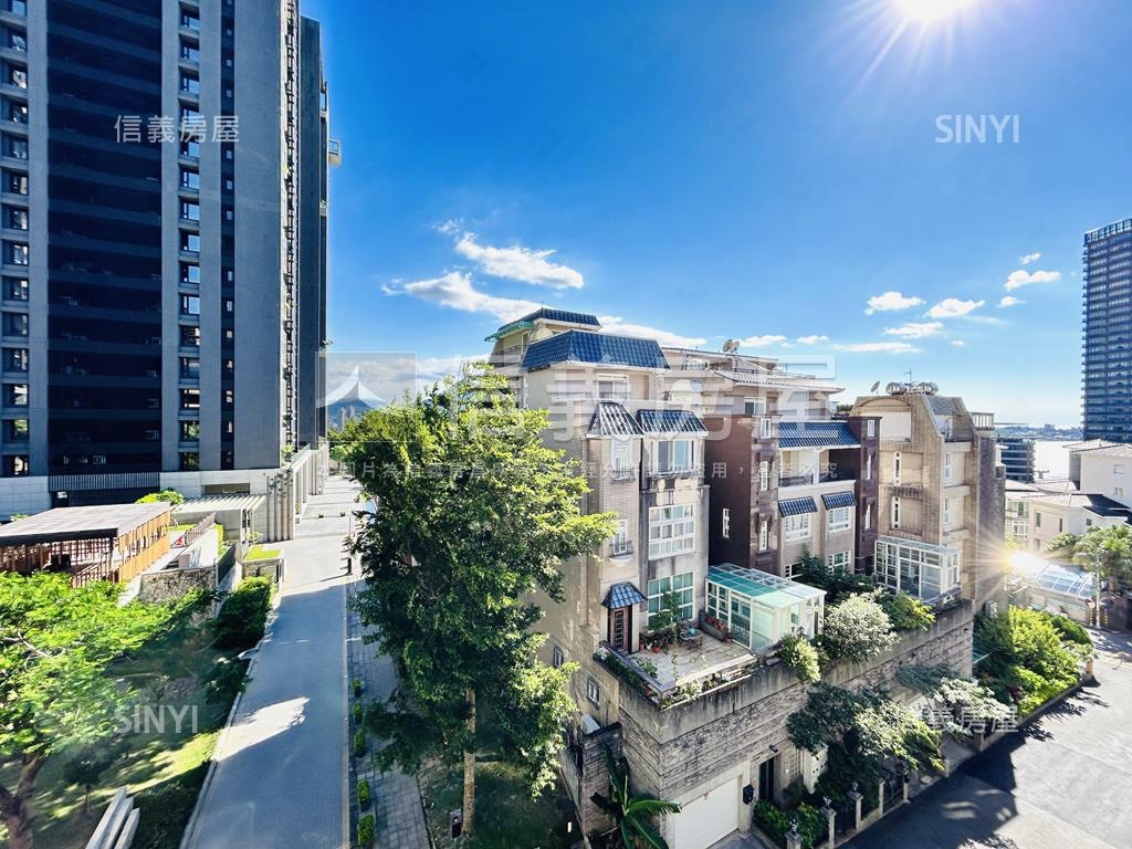 涵碧園電梯別墅名邸房屋室內格局與周邊環境