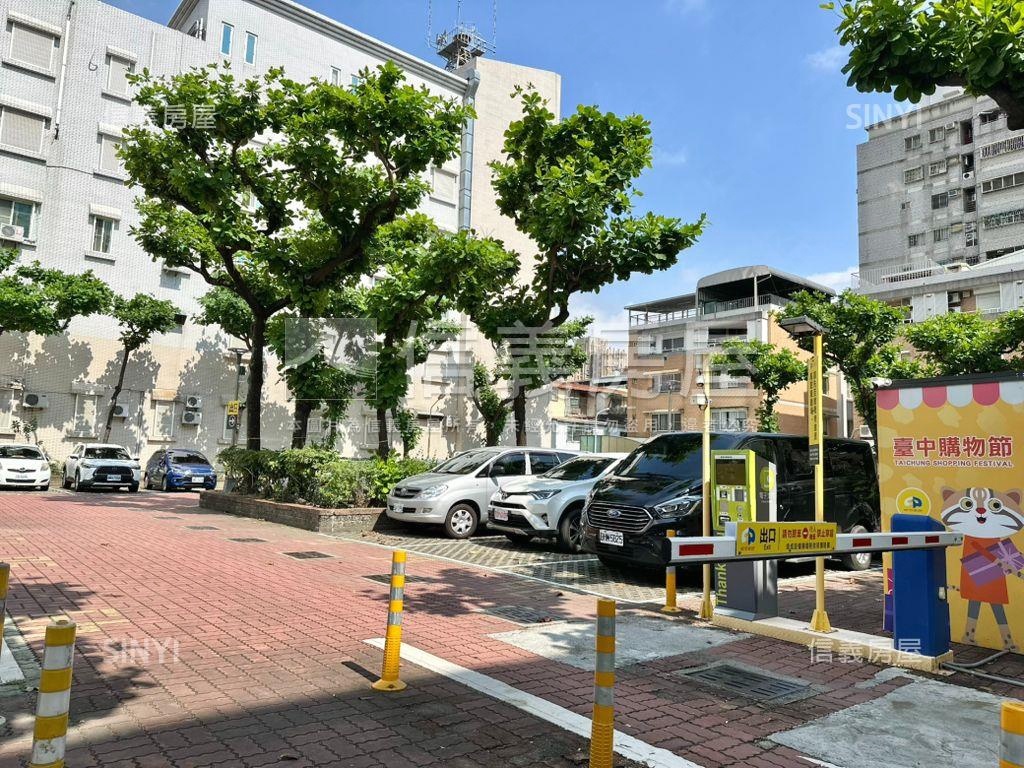 太原園道賴厝大面寬金店面房屋室內格局與周邊環境