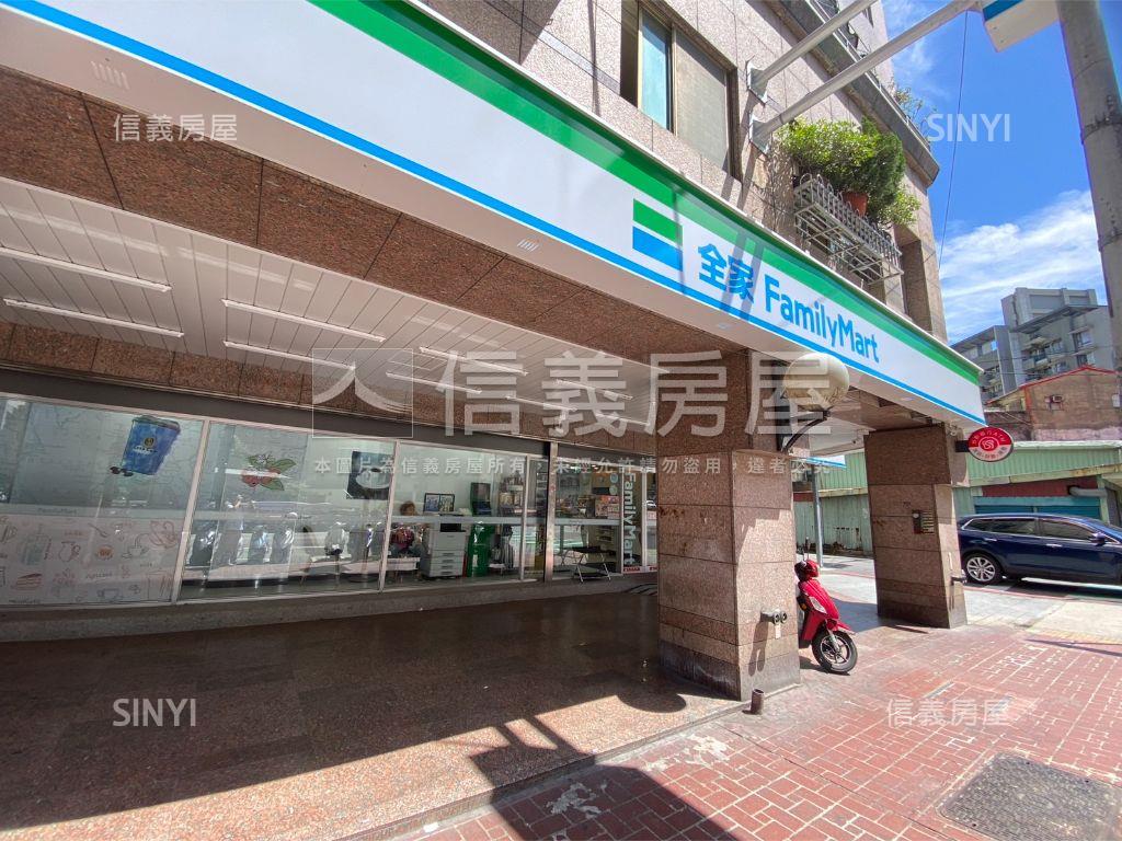 面寬約８米一樓房屋室內格局與周邊環境