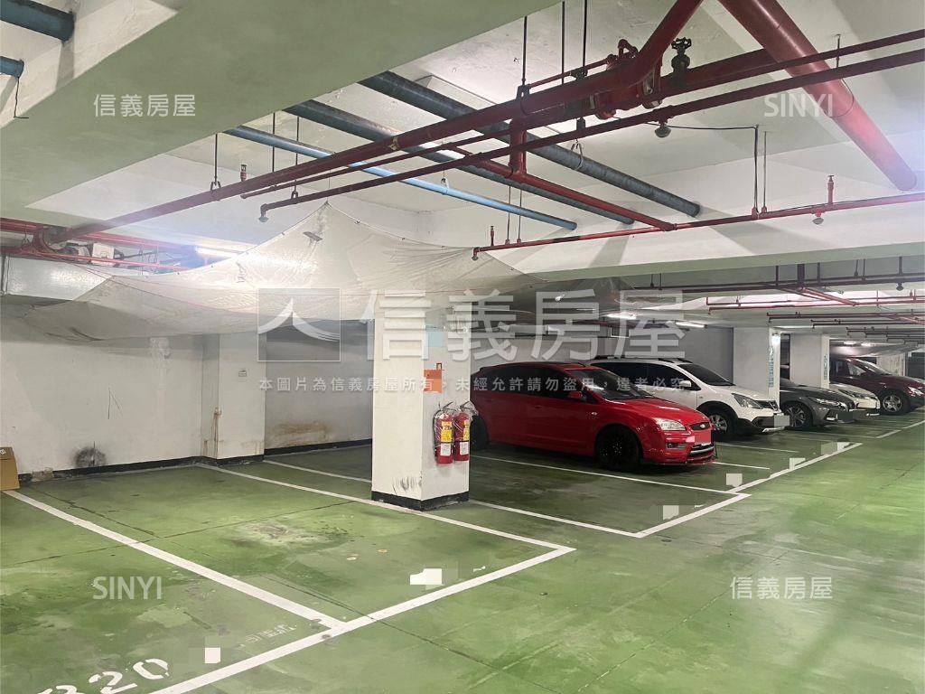 【宏國青山】採光四房車位房屋室內格局與周邊環境