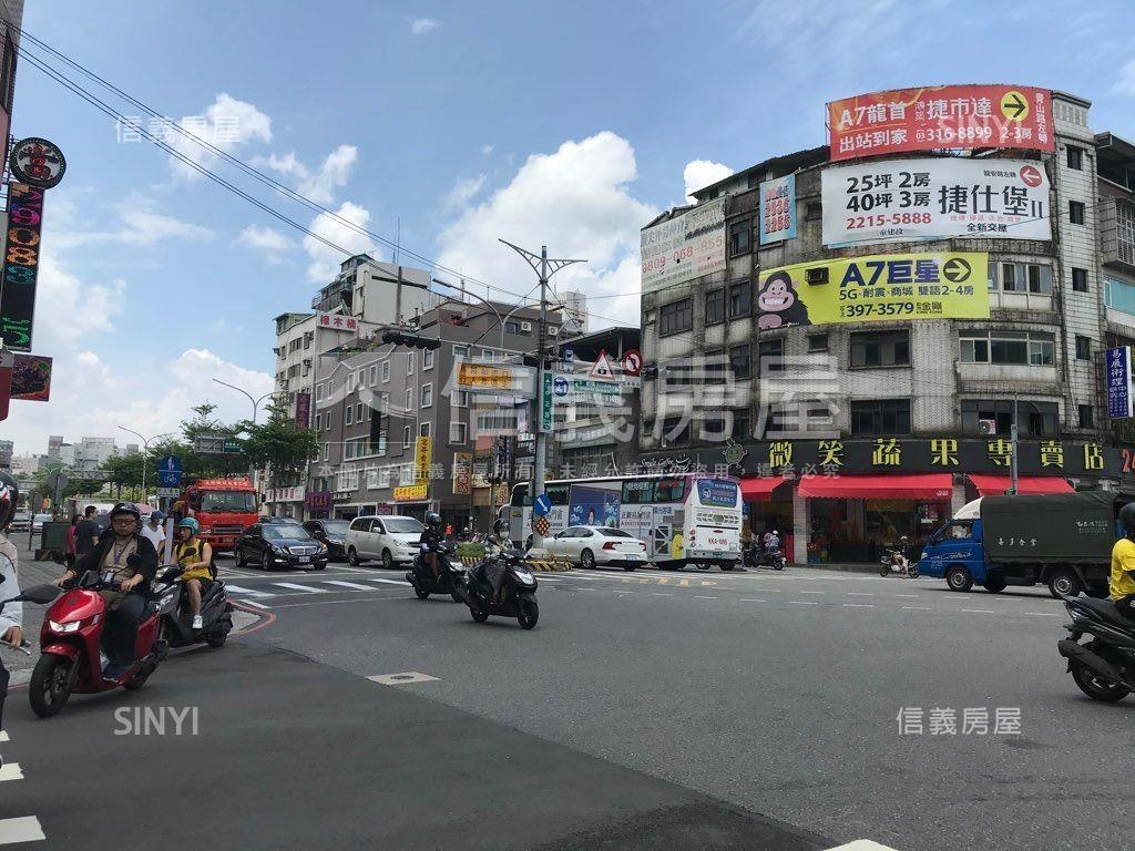 新莊中正黃金１＋２樓店面房屋室內格局與周邊環境