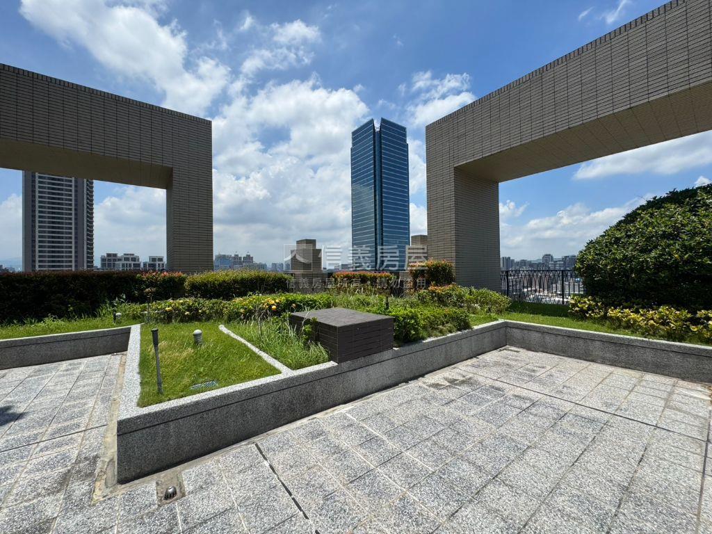 公園景觀遠眺視野美２房房屋室內格局與周邊環境