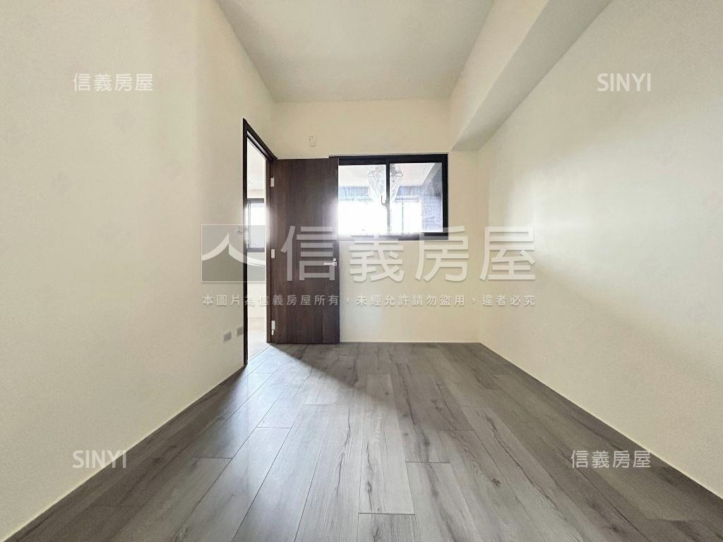 富宇上和苑兩房車位讚房屋室內格局與周邊環境
