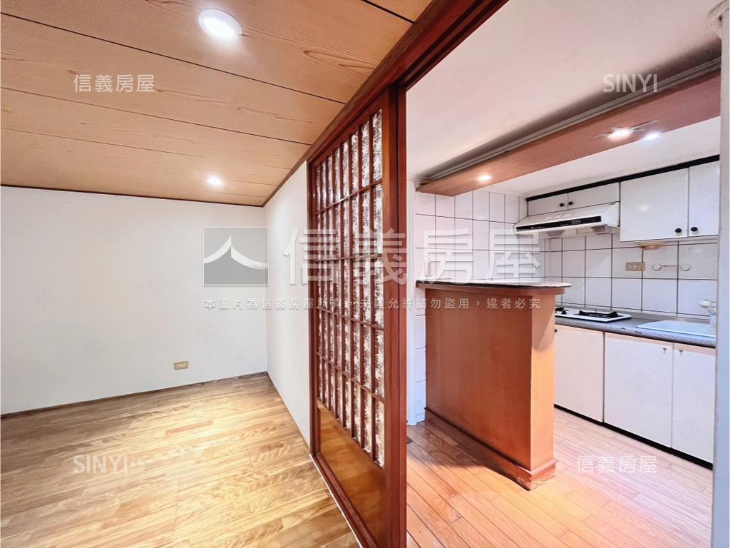店長推薦。加冕曲採光空間房屋室內格局與周邊環境
