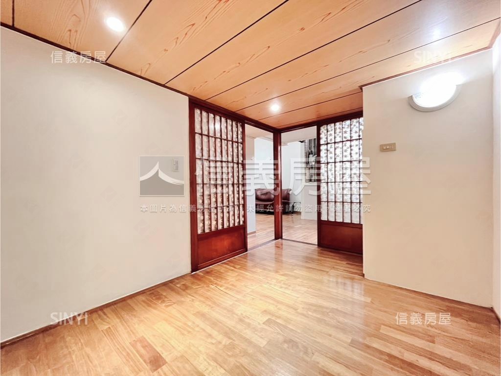 店長推薦。加冕曲採光空間房屋室內格局與周邊環境