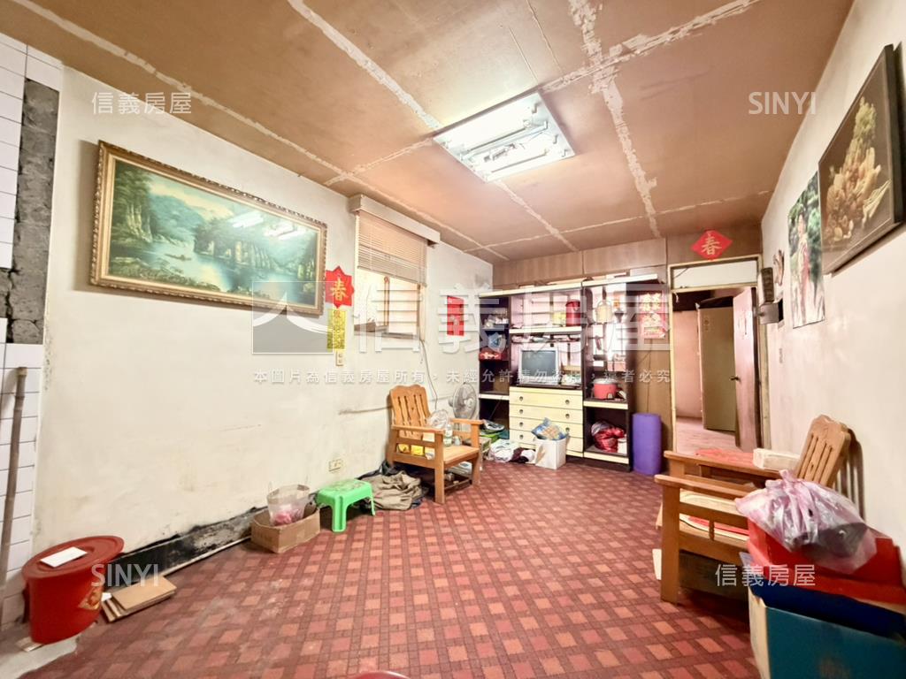 稀有邊間１＋２樓住店房屋室內格局與周邊環境