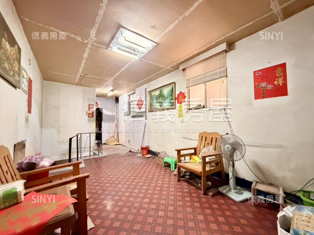 稀有邊間１＋２樓住店房屋室內格局與周邊環境