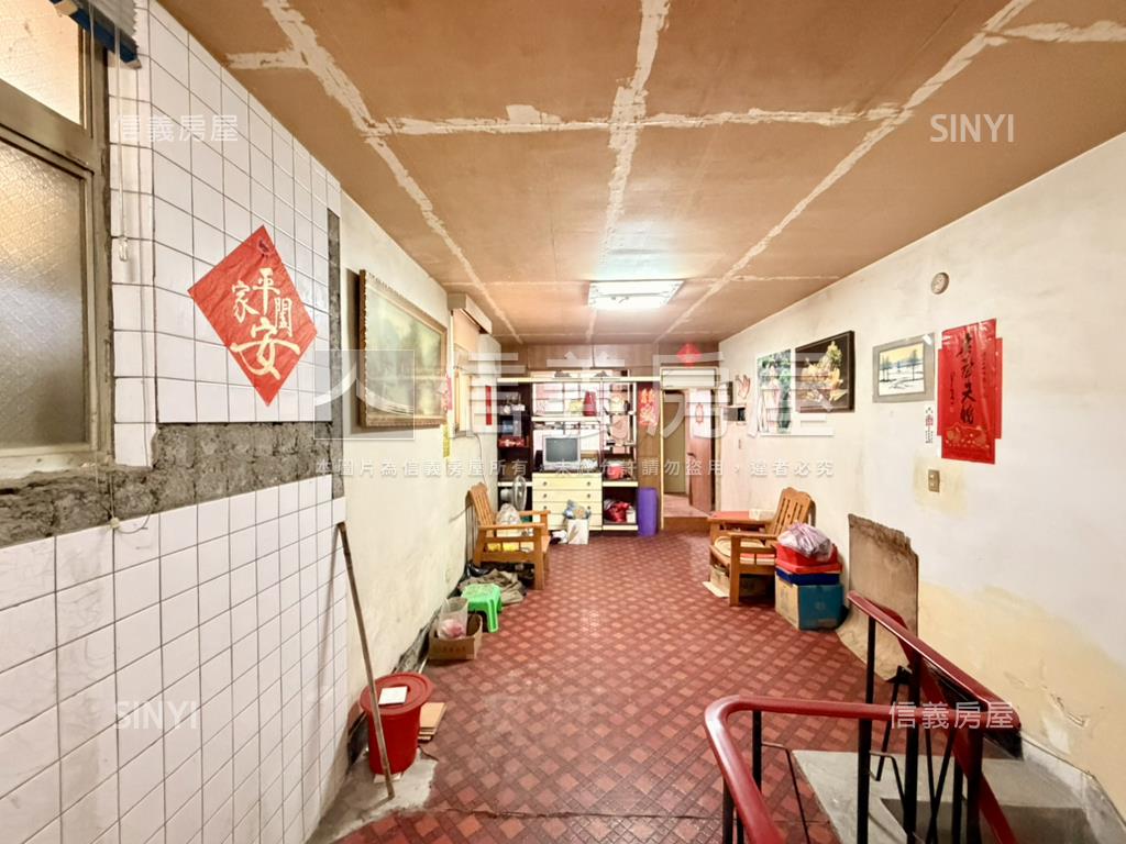 稀有邊間１＋２樓住店房屋室內格局與周邊環境