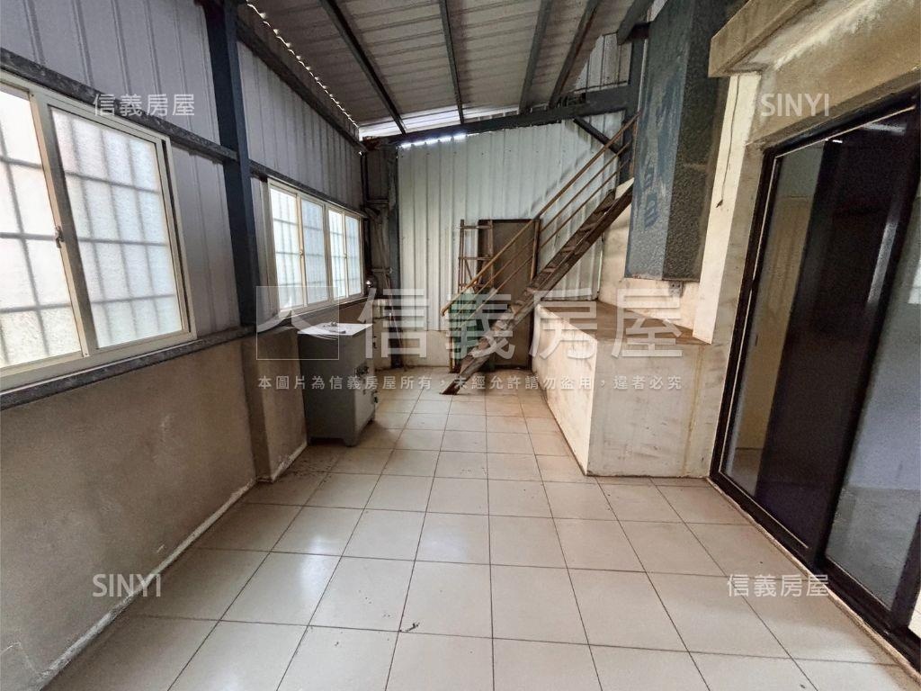 近園區陽光國小透天房屋室內格局與周邊環境