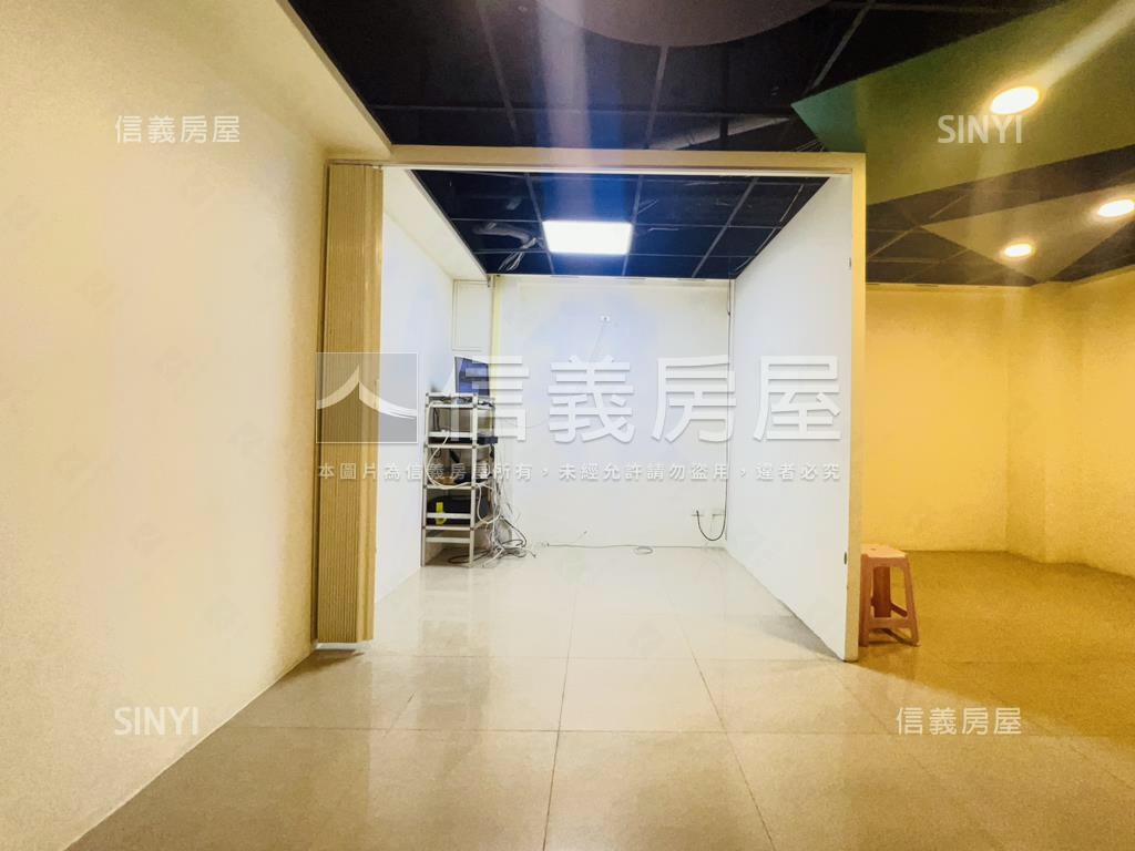 文采街首排角間房屋室內格局與周邊環境