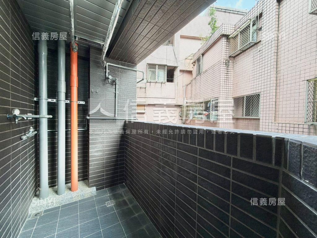 漢寶．稀有３房坡平車位房屋室內格局與周邊環境