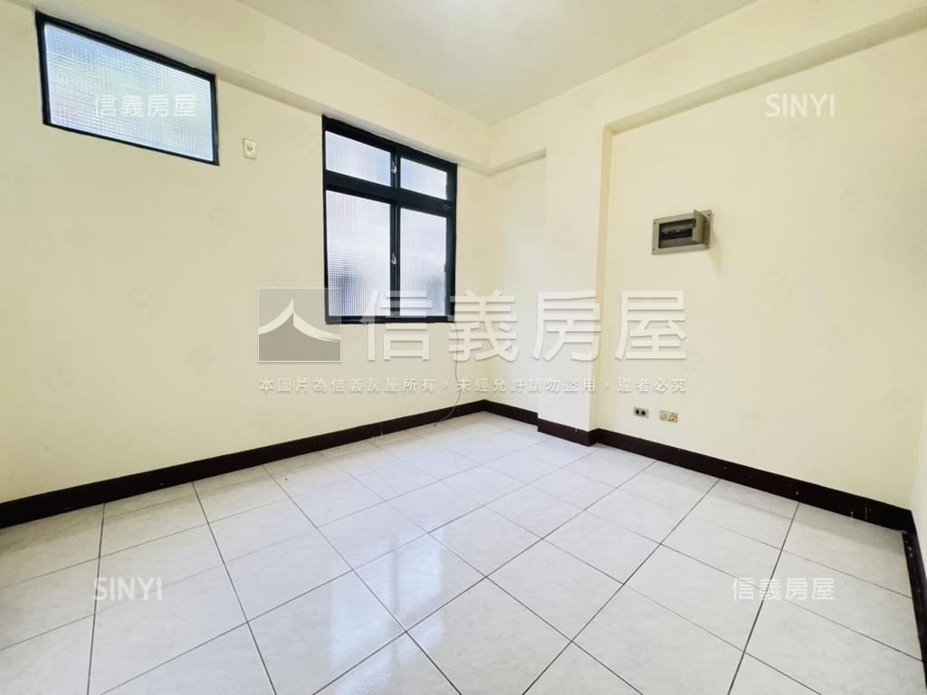 稀有透天房屋室內格局與周邊環境